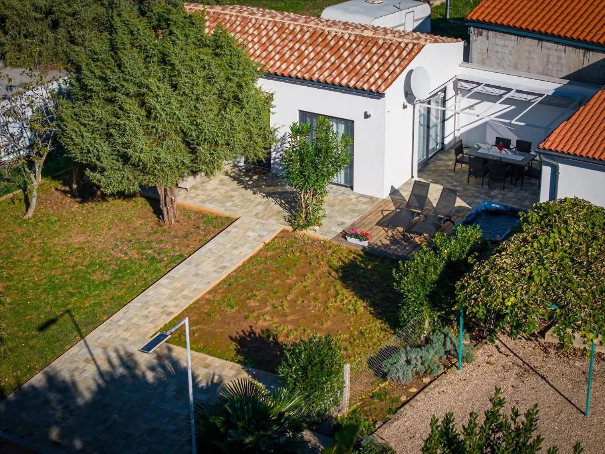 Luisa In Peroj - Haus Fuer 3-4 Personen Villa Fazana 0*,  Croatia